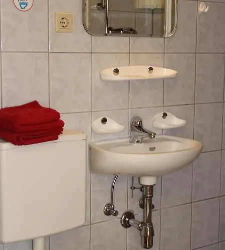 Gasthof-pension Reidnwirt Bed & Breakfast Baldramsdorf